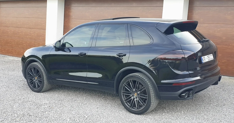 Porsche Cayenne cena 169000 przebieg: 89000, rok produkcji 2015 z Skaryszew małe 56